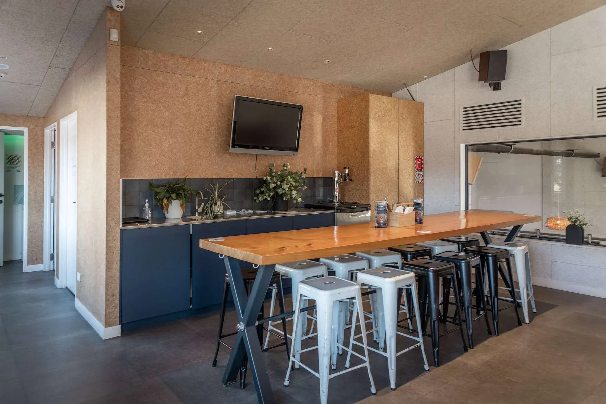 B.SOCIAL Taproom & Eatery, 13