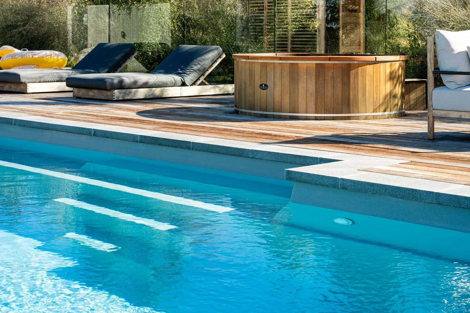 Beacon Poolscape, 7