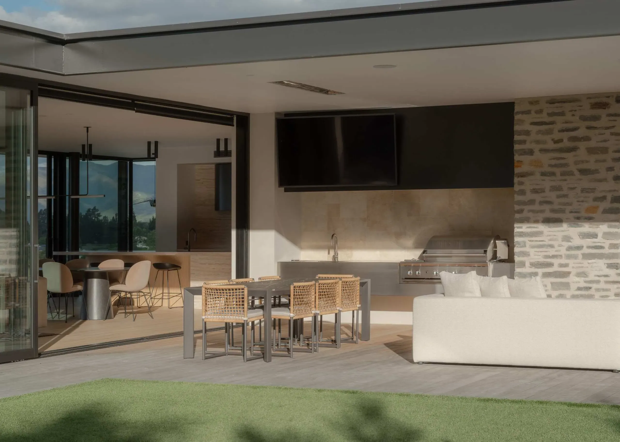 Lakeview Project, 19