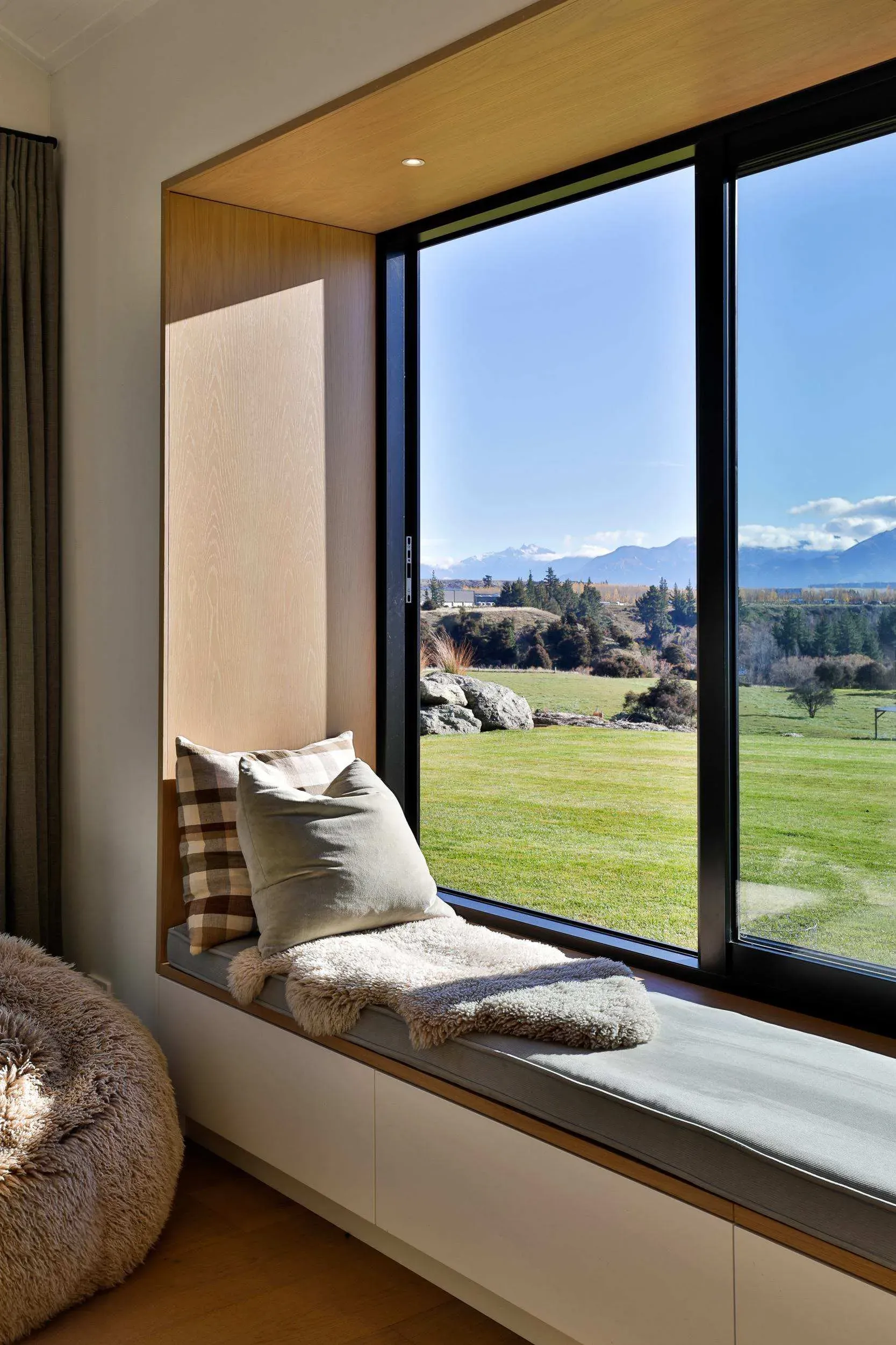 Luggate Farm House, 5