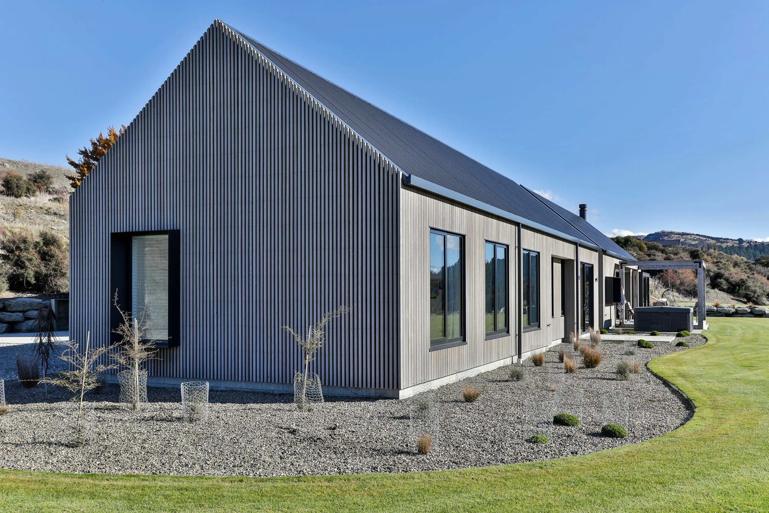 Luggate Farm House, 10