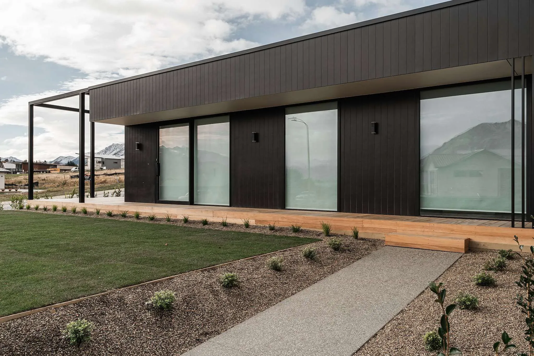 McLeod Build, 12