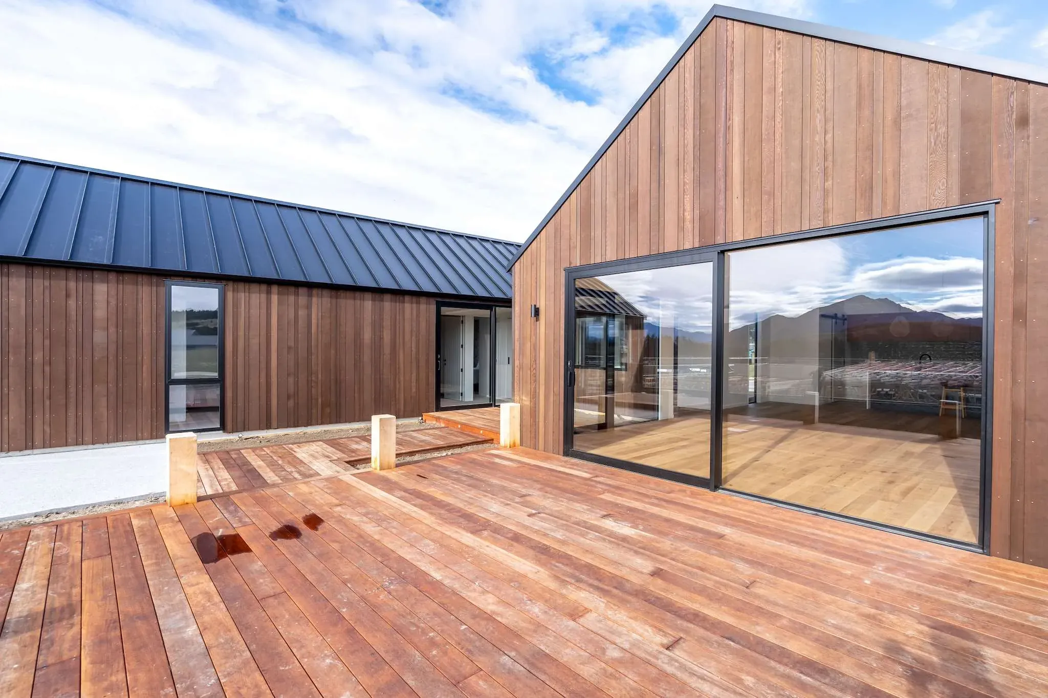 Mt Nicholas Build, 9