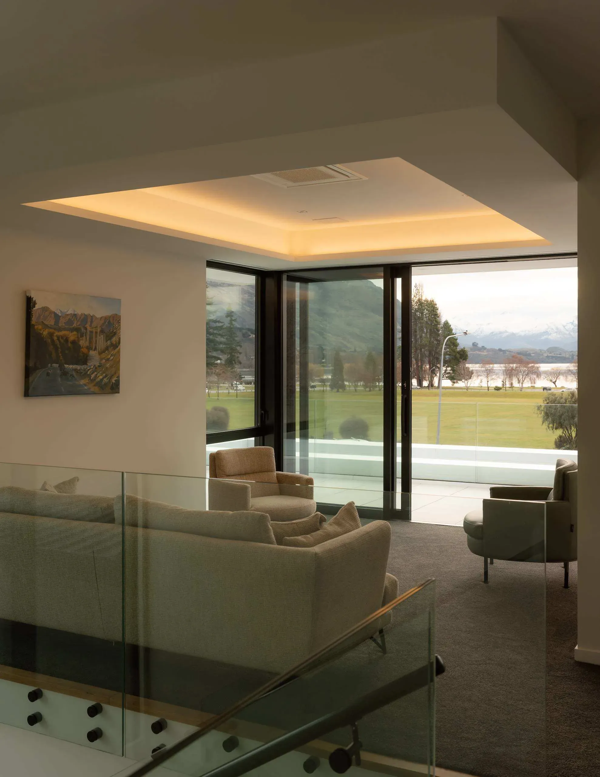 Pembroke Project, 10