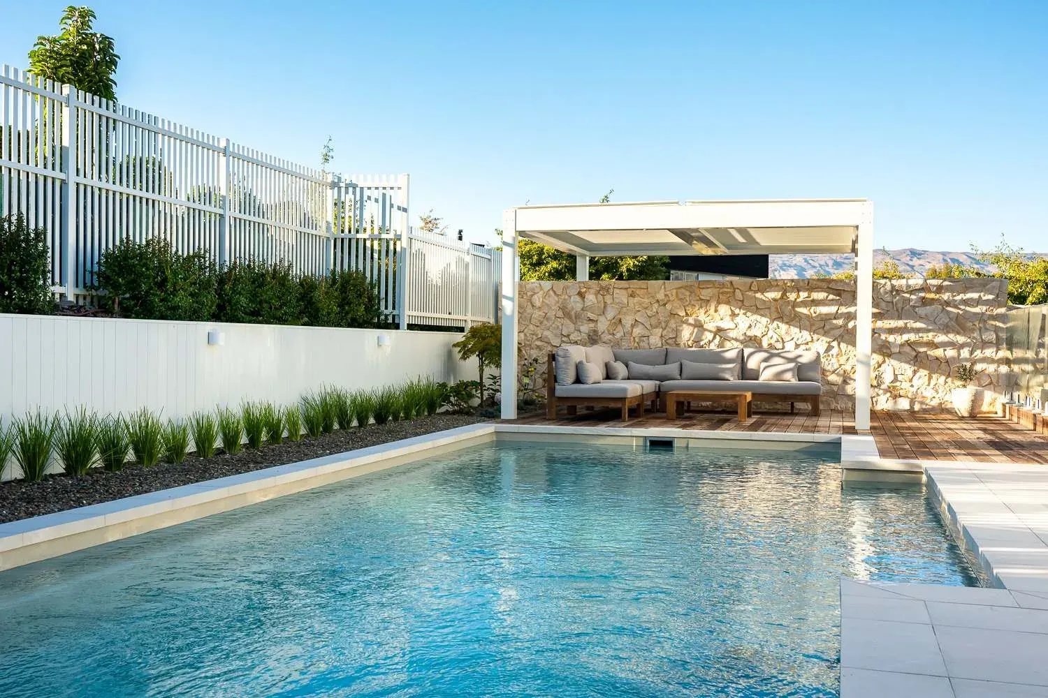 Peninsula Poolscape, 3