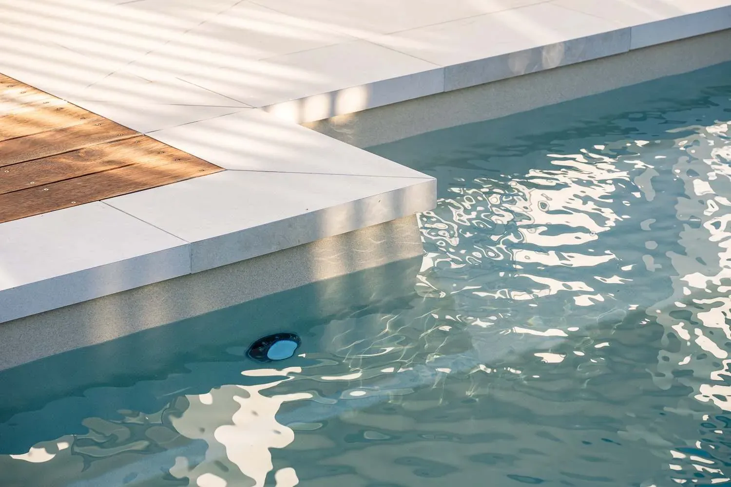 Peninsula Poolscape, 12
