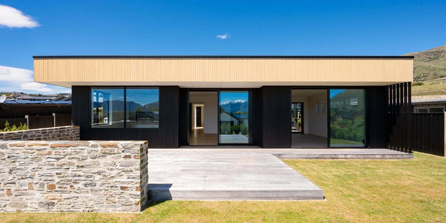 Sapphire Project, 3