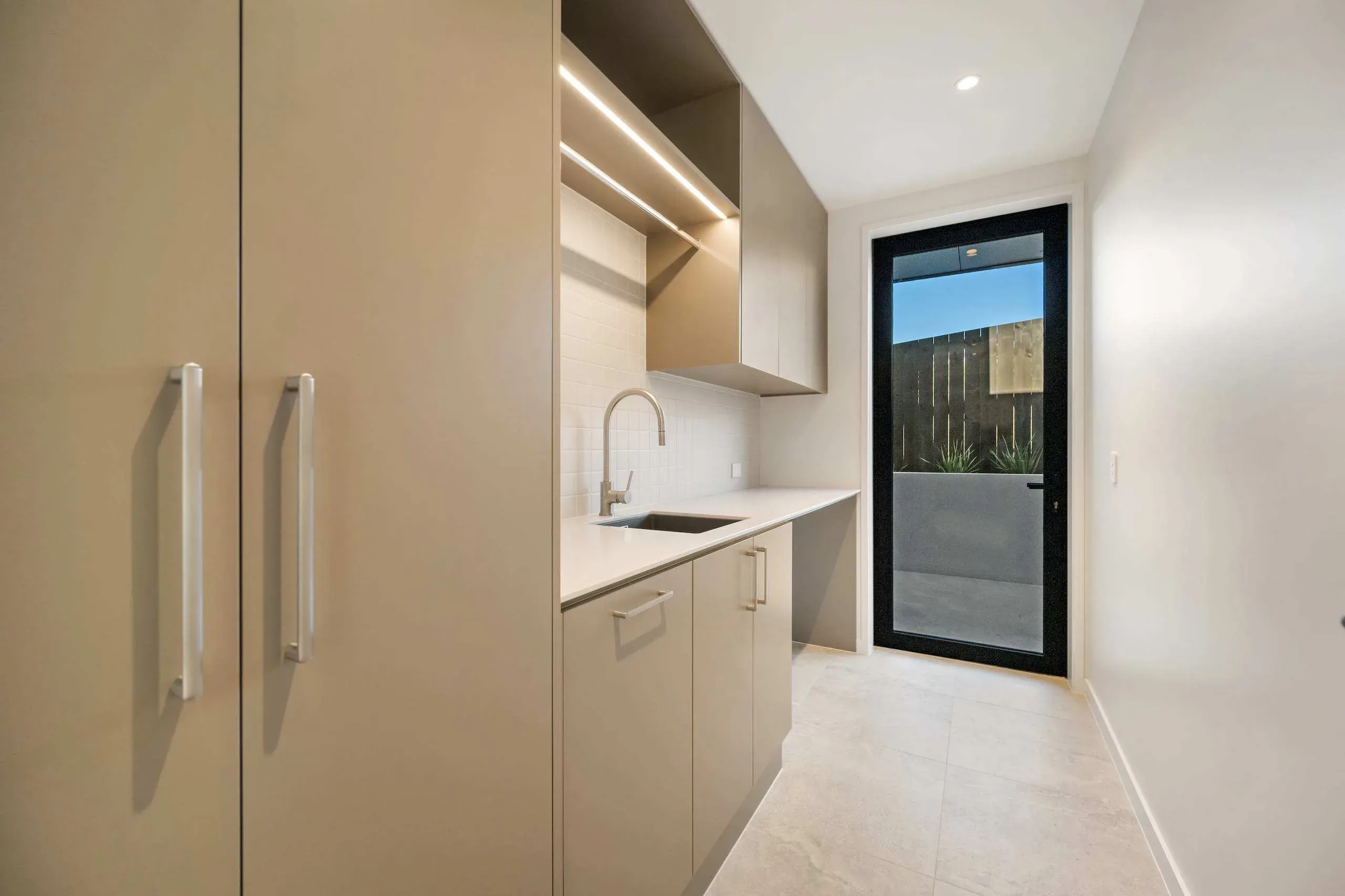 Serpentine Project, 15