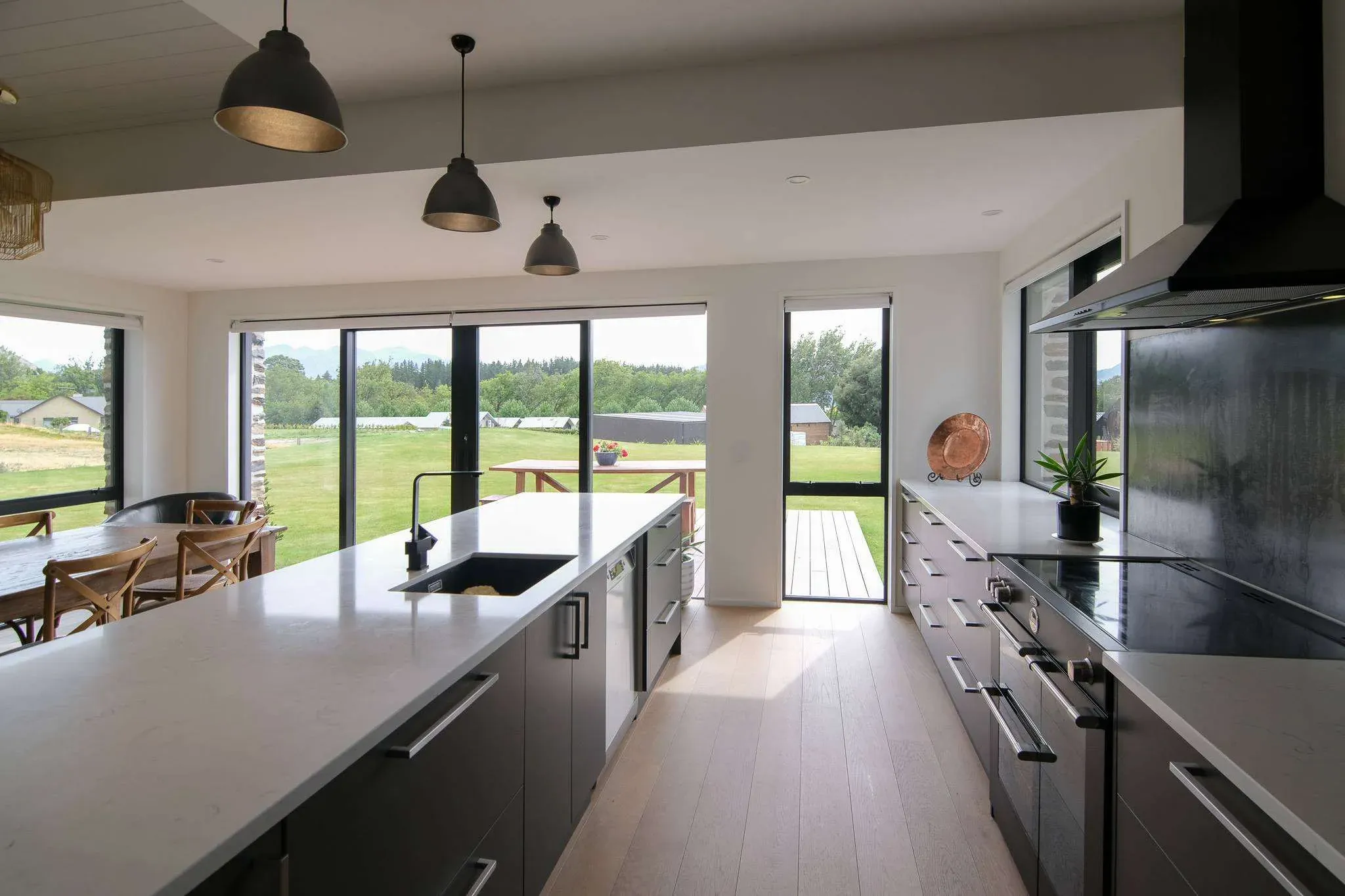 Studholme Build, 2